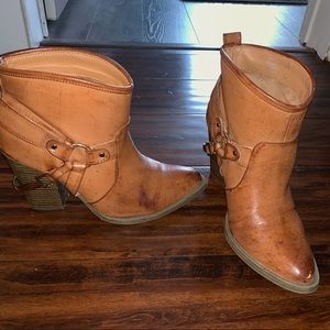 Boots - Quinn 7.5